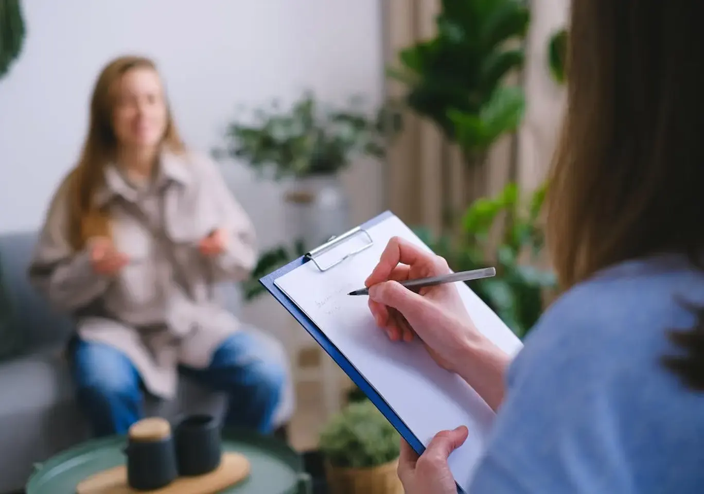 Uzależnienia behawioralne Chełm: wywiad z pacjentką i notatki specjalisty